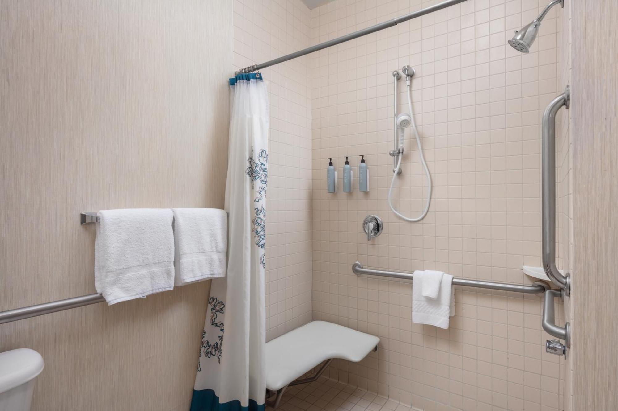 Residence Inn By Marriott Wichita East At Plazzio Luaran gambar