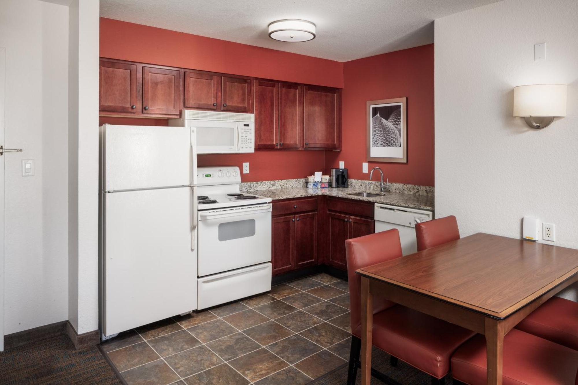 Residence Inn By Marriott Wichita East At Plazzio Luaran gambar