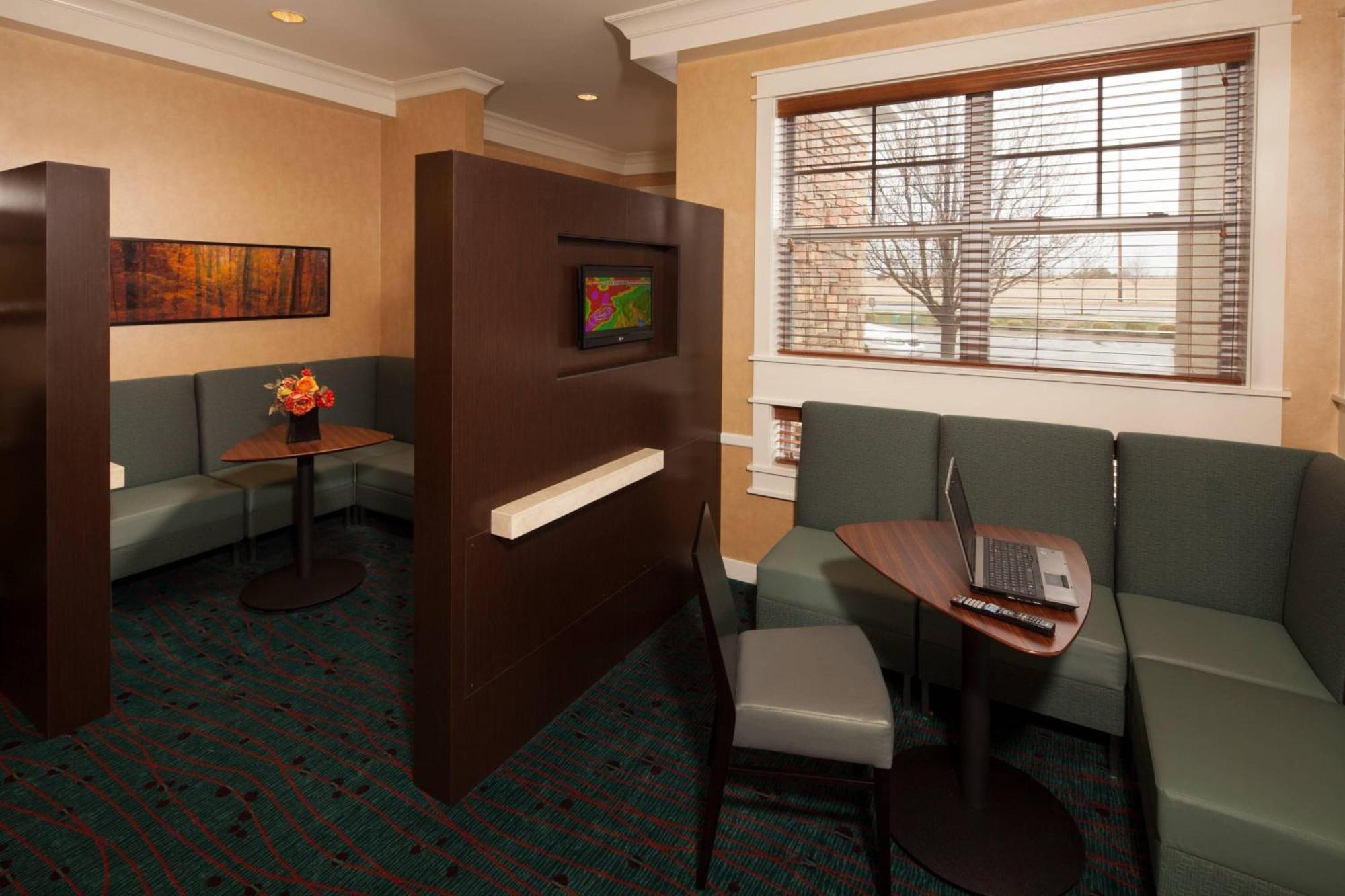 Residence Inn By Marriott Wichita East At Plazzio Luaran gambar