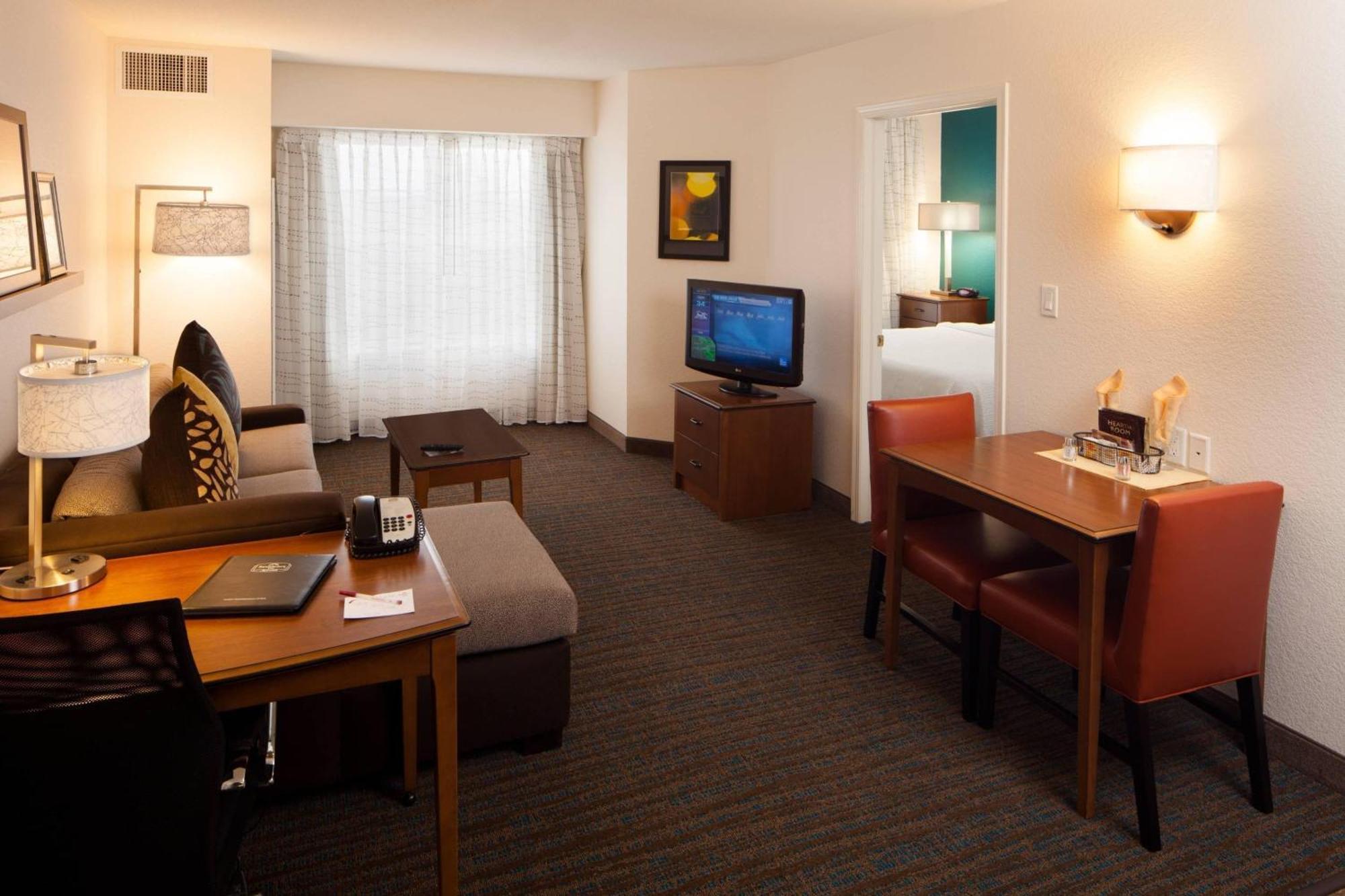 Residence Inn By Marriott Wichita East At Plazzio Luaran gambar
