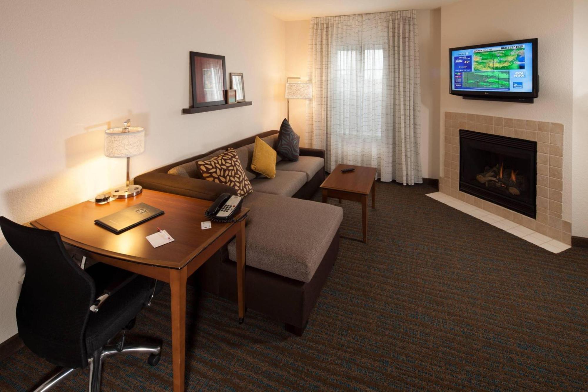 Residence Inn By Marriott Wichita East At Plazzio Luaran gambar