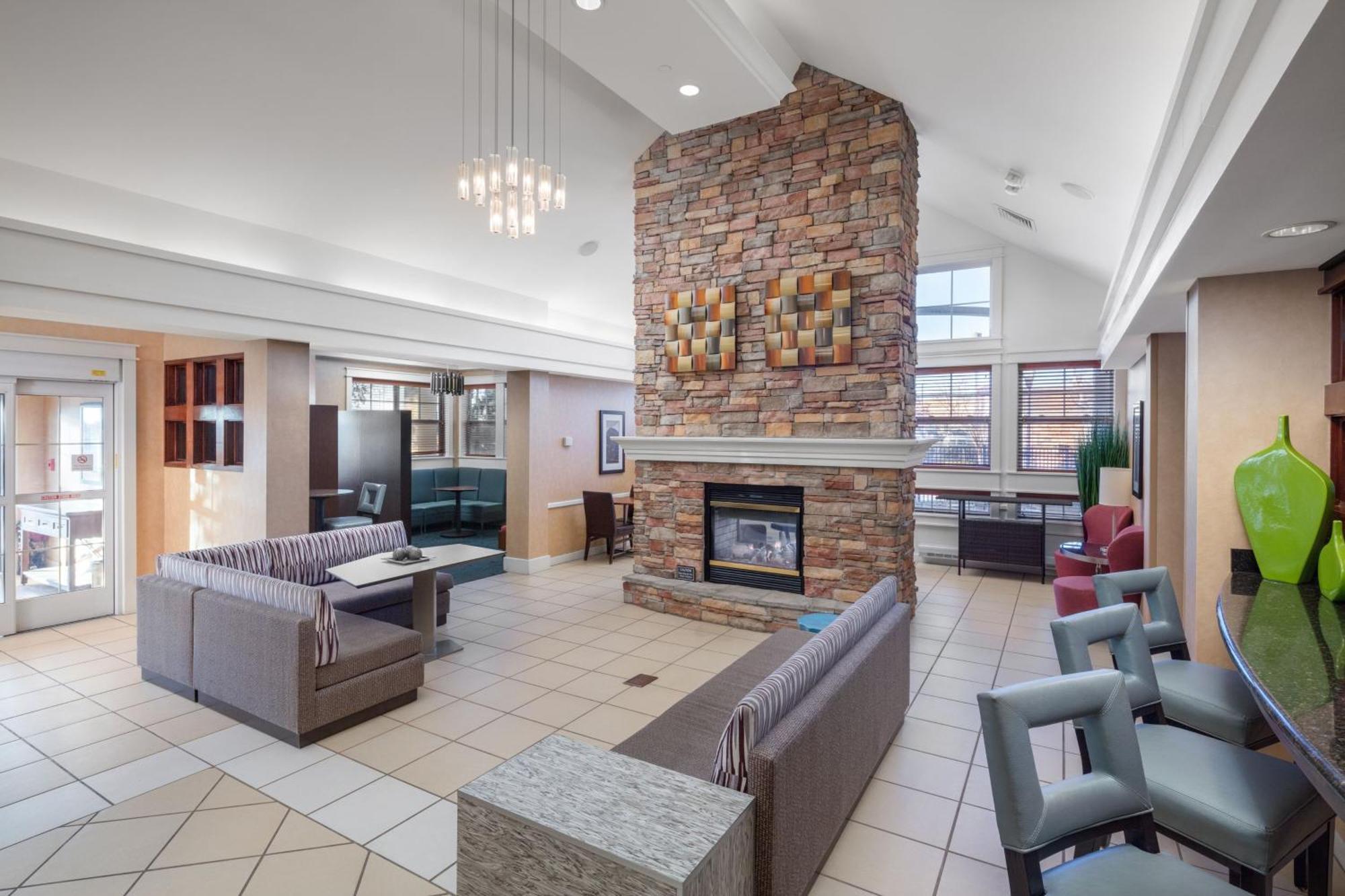 Residence Inn By Marriott Wichita East At Plazzio Luaran gambar